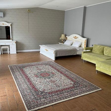 Club City House Klumba Apartment Odessa Luaran gambar